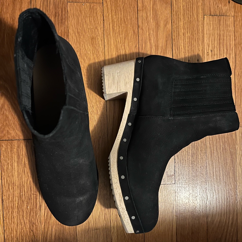 Heeled Clogs